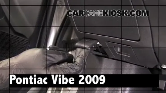 2009 Pontiac Vibe 2.4L 4 Cyl. Review